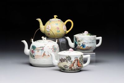 Four Chinese famille rose teapots, Luo Yong Sheng Hao 罗永盛号 mark, 20th C.
