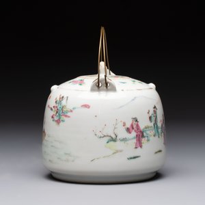 Four Chinese famille rose teapots, Luo Yong Sheng Hao 罗永盛号 mark, 20th C. — foto 15