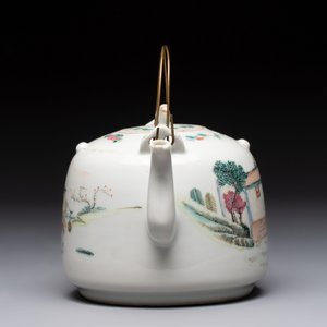 Four Chinese famille rose teapots, Luo Yong Sheng Hao 罗永盛号 mark, 20th C. — foto 17