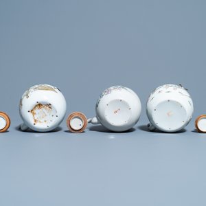 Four Chinese famille rose teapots, three bowls and a caddy, 19/20th C. — 照片 8