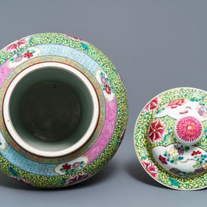Four Chinese famille rose vases, 19th C. — 照片 7