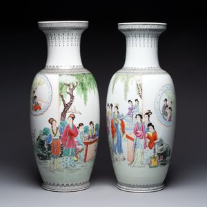 Four Chinese famille rose vases with figures and birds among flowering branches, Qianlong marks, 20th C. — foto 3