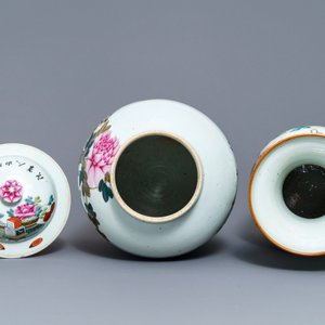 Four Chinese famille rose, verte and qianjiang cai vases, 19/20th C. — photo 5