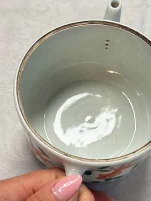 Four Chinese famille rose wares — photo 21