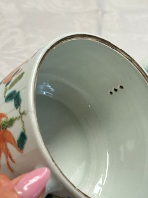 Four Chinese famille rose wares — photo 22