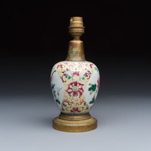 Four Chinese famille rose wares — photo 19