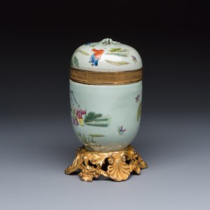 Four Chinese famille rose wares, one with gilt-bronze mounts — foto 11