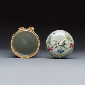 Four Chinese famille rose wares, one with gilt-bronze mounts — foto 14