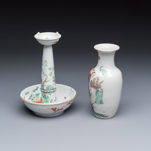 Four Chinese famille rose wares, one with gilt-bronze mounts — foto 3