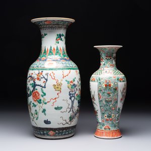Four Chinese famille verte vases, a jar and a bowl, 19th C. — 照片 3