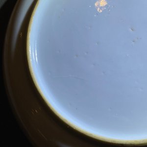 Four Chinese gilt-decorated blue-ground cups and saucers with fine landscapes, Qianlong — photo 14
