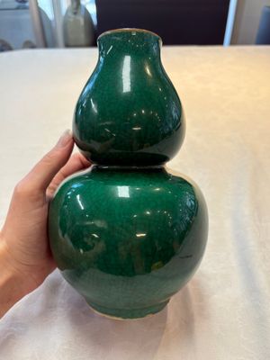 Four Chinese green crackle-glazed vases, 19th C. — photo 1