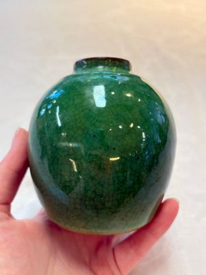 Four Chinese green crackle-glazed vases, 19th C. — photo 13