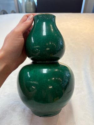 Four Chinese green crackle-glazed vases, 19th C. — photo 2
