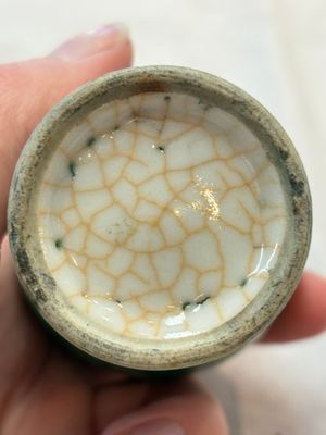 Four Chinese green crackle-glazed vases, 19th C. — photo 24