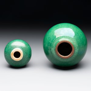 Four Chinese green crackle-glazed vases, 19th C. — photo 6