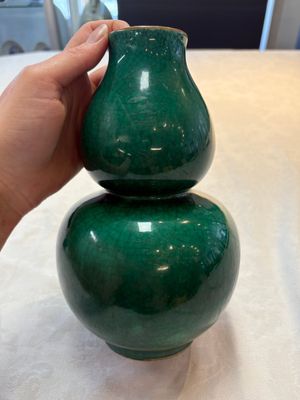 Four Chinese green crackle-glazed vases, 19th C. — photo 3