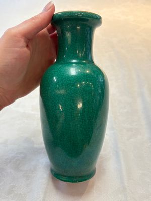Four Chinese green crackle-glazed vases, 19th C. — photo 9
