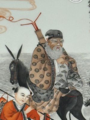 Four Chinese grisaille and iron-red-decorated 'Eight Immortals' plaques with wooden frame, signed Nanshan Laoren 南山老人, dated 1916 — 照片 3