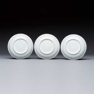 Four Chinese grisaille 'Western subject' cups and nine saucers, Qianlong — photo 12
