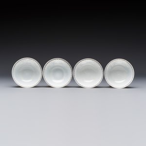 Four Chinese grisaille 'Western subject' cups and nine saucers, Qianlong — photo 7