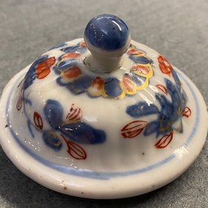 Four Chinese Imari-style teapots and covers, Kangxi — 照片 14