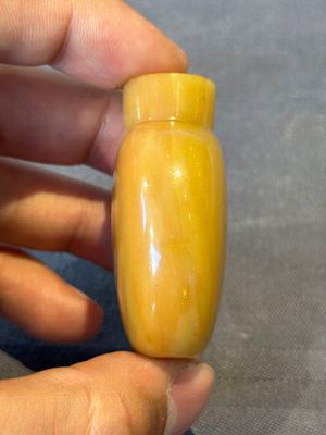 Four Chinese jade and hardstone snuff bottles, 19/20th C. — photo 18