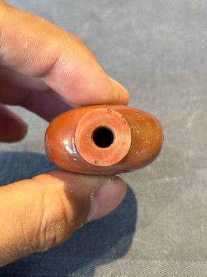 Four Chinese jade and hardstone snuff bottles, 19/20th C. — photo 7