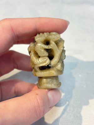 Four Chinese jade carvings, 19th C. — photo 2