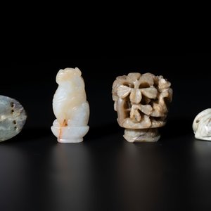 Four Chinese jade carvings, 19th C. — photo 3