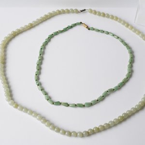 Four Chinese jade, lapis lazuli and turquoise necklaces, 19/20th C. — photo 3