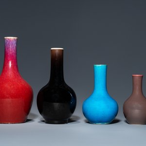 Four Chinese monochrome bottle vases, Kangxi and 19th C. — photo 4
