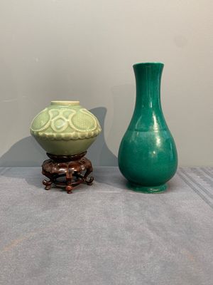 Four Chinese monochrome wares, Yongzheng mark, 19/20th C. — photo 2