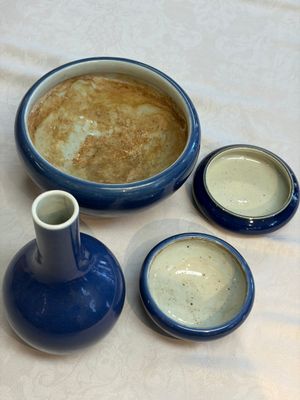 Four Chinese sacrificial blue-glazed wares, Qianlong mark, 18/19th C. — photo 1