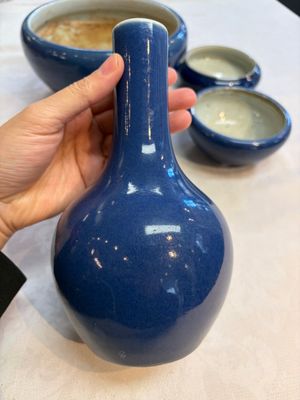 Four Chinese sacrificial blue-glazed wares, Qianlong mark, 18/19th C. — photo 4