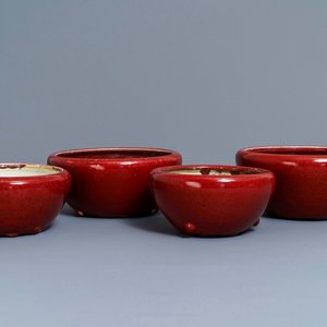 Four Chinese sang de boeuf alms bowls, 19/20th C. — 照片 1