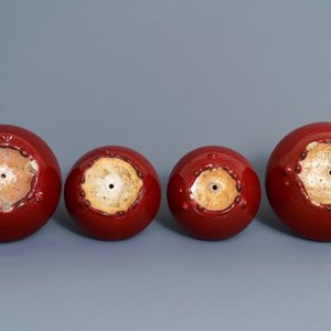 Four Chinese sang de boeuf alms bowls, 19/20th C. — 照片 7