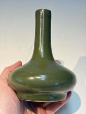 Four Chinese teadust-glazed vases and a brush washer, 19th C. — foto 19