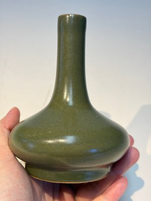 Four Chinese teadust-glazed vases and a brush washer, 19th C. — foto 20