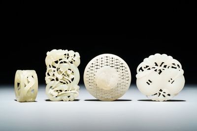 Four Chinese white and celadon green jade carvings, 19/20th C.