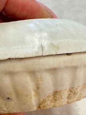 Four Chinese white-glazed boxes and covers with incised floral design from the Jepara shipwreck, Dehua or Anxi kiln, Song — photo 40