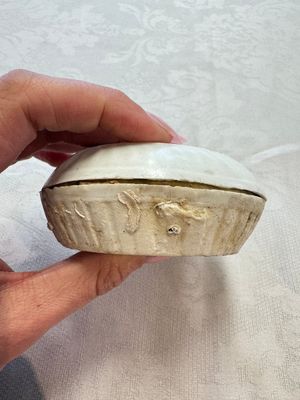Four Chinese white-glazed boxes and covers with incised floral design from the Jepara shipwreck, Dehua or Anxi kiln, Song — photo 42