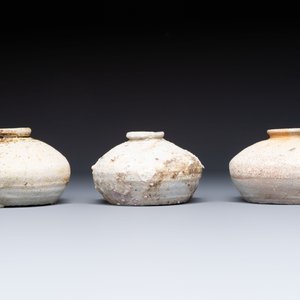 Four cream-glazed dishes and three jarlets from the Jepara shipwreck, Dehua or Anxi kilns, Song — photo 8
