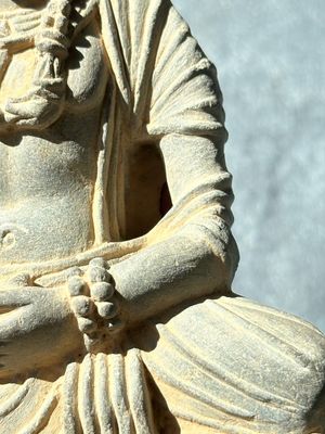 Four Gandhara grey schist fragments with Buddha and Bodhisattva, 1st/3rd C. — 照片 39