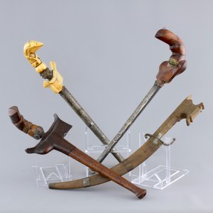 Four Indonesian Keris with ivory and silver, 19th C. — photo 1