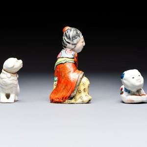 Four Japanese sculptures, a rooster-form ewer and a covered censer, Wanli mark, 19/20th C. — 照片 11