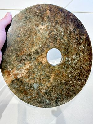 Four large Chinese archaistic jade 'bi' discs, 20th C. — photo 6