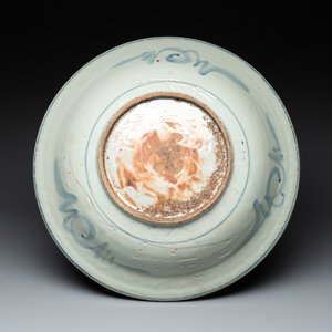 Four large Chinese Swatow blue and white dishes, Ming — foto 7