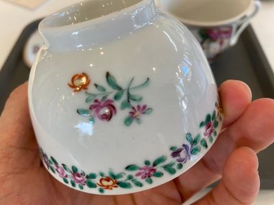 Four pieces of Chinese export porcelain with mythological and romantic subjects, Qianlong — 照片 10
