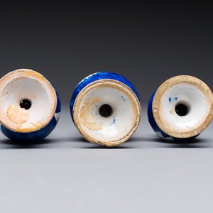 Four polychrome Brussels faience casters, 18/19th C. — photo 12